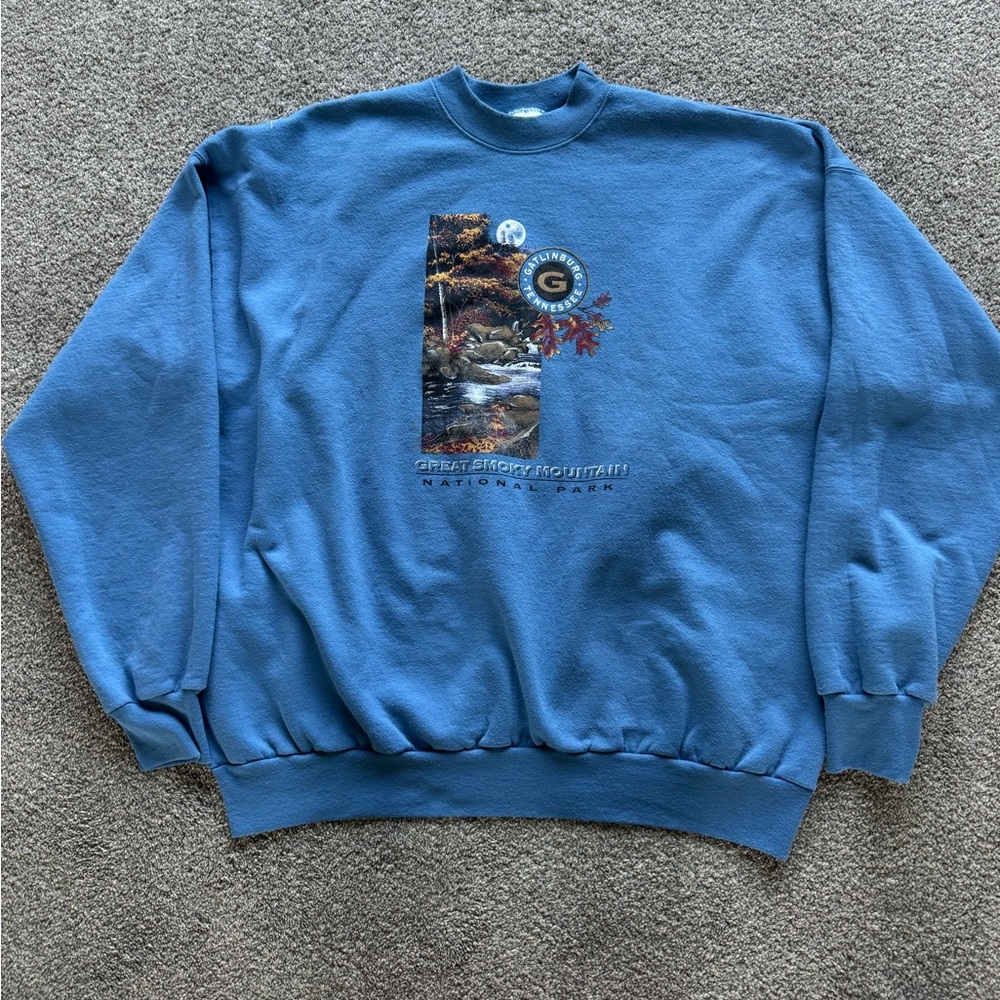Vintage Great Smokey Mountain Blue sweatshirt